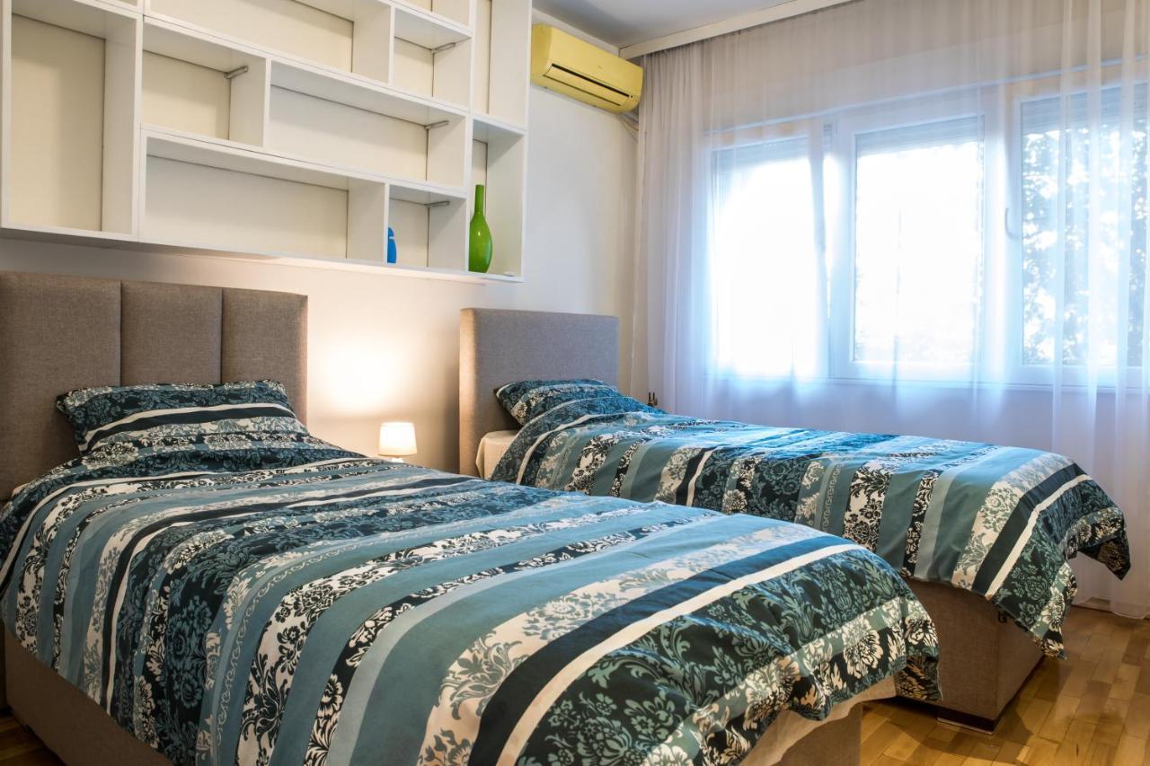 Luxury Apartment พอดโกริกา ภายนอก รูปภาพ